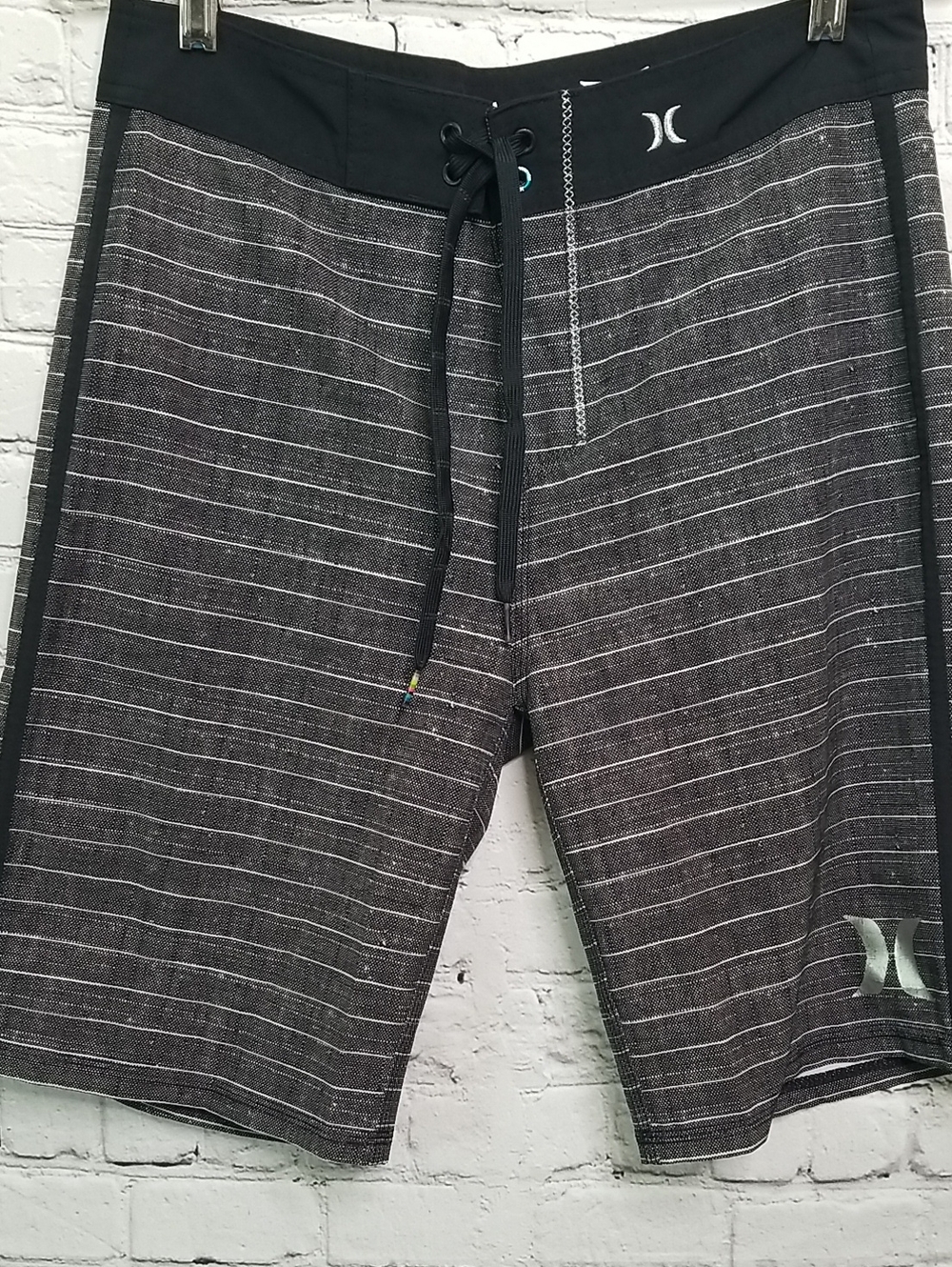 Hurley Mens Swim Trunks Black White Size 28 Small